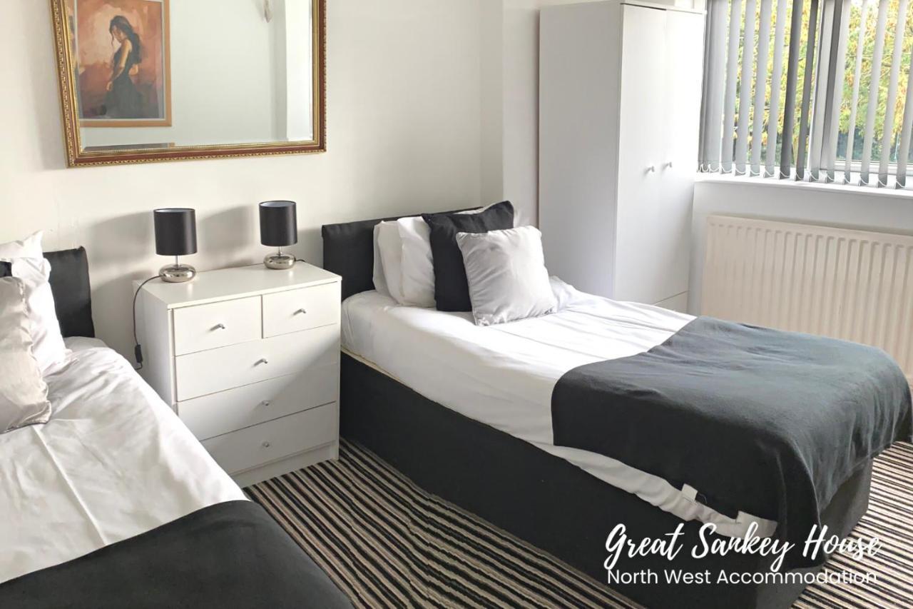Great Sankey Serviced Accommodation Warrington Exteriér fotografie